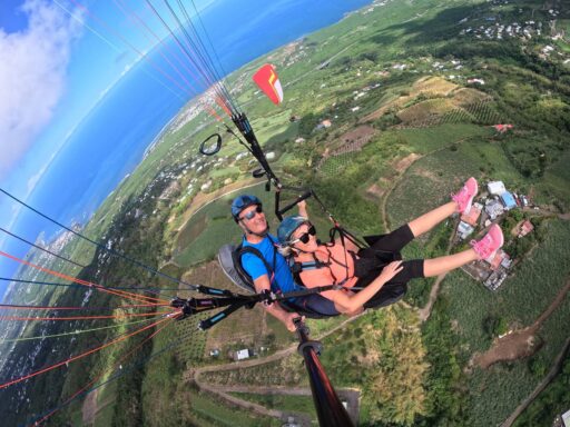 Vol Nirvana en parapente au-dessus de Saint-Leu à La Réunion